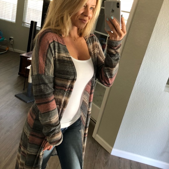 Sweaters - 🚫NOT AVAILABLE // Beautifully Striped